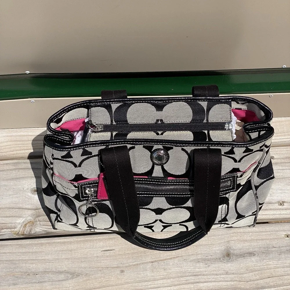 Coach Daisy Signature Tote F14878 Black Gray Jacquard Shoulder Bag